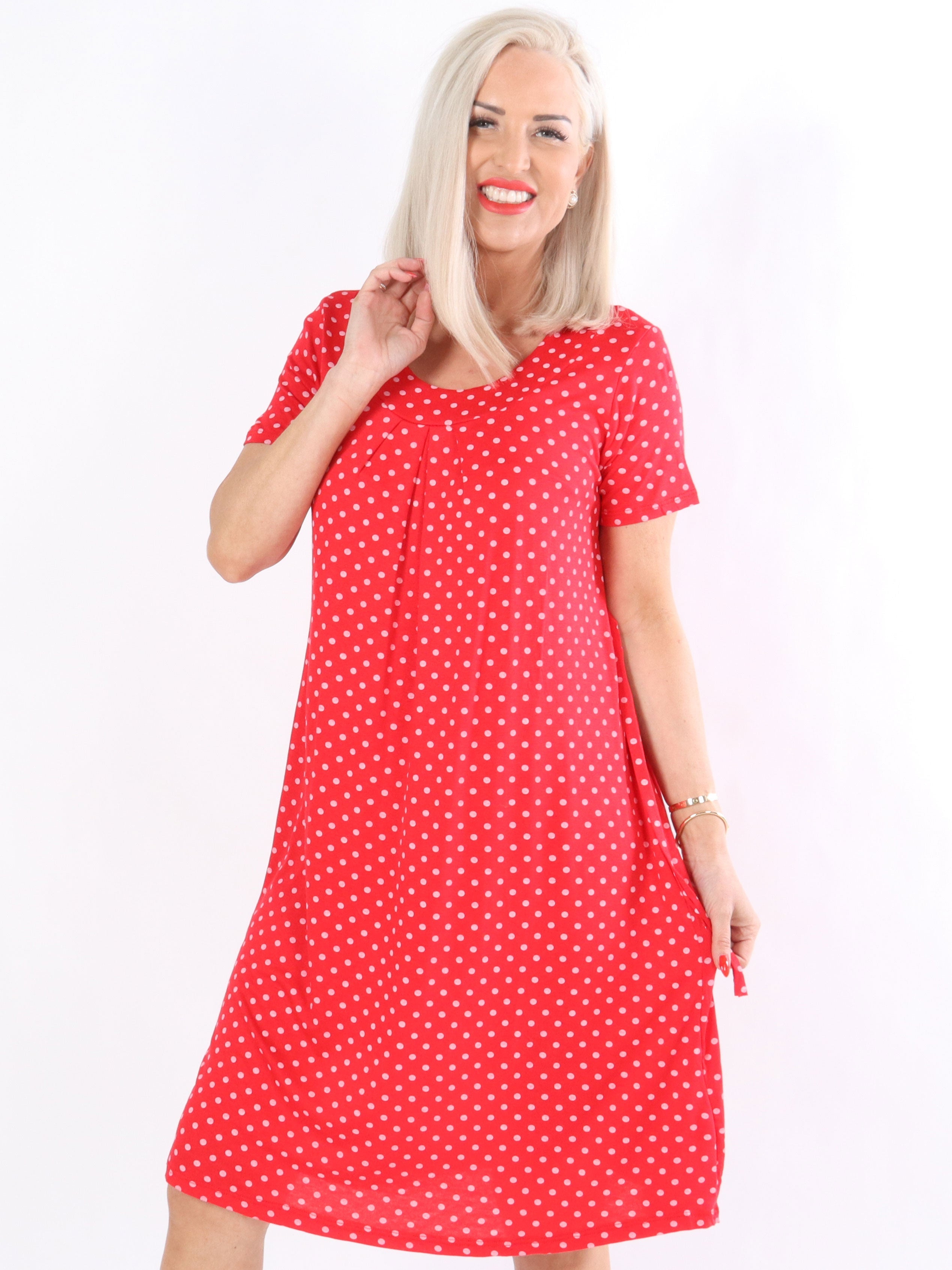 Savanna - Svart klänning med prickar och slips